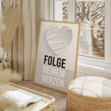 Folge Deinem Herzen | Gerahmtes Poster Typografie